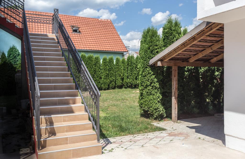 Apartments Erakovic Nikšić Exterior foto