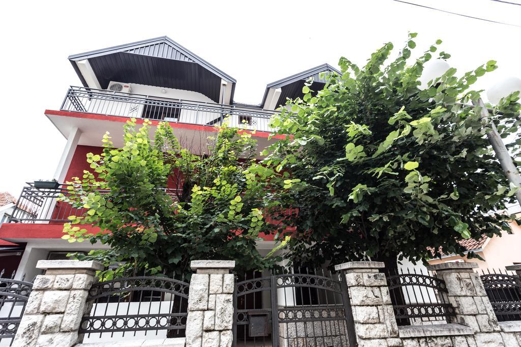 Apartments Erakovic Nikšić Exterior foto