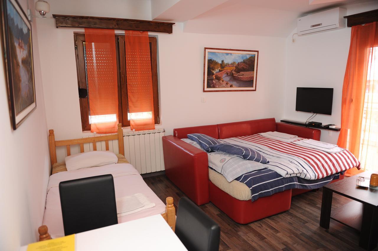 Apartments Erakovic Nikšić Exterior foto